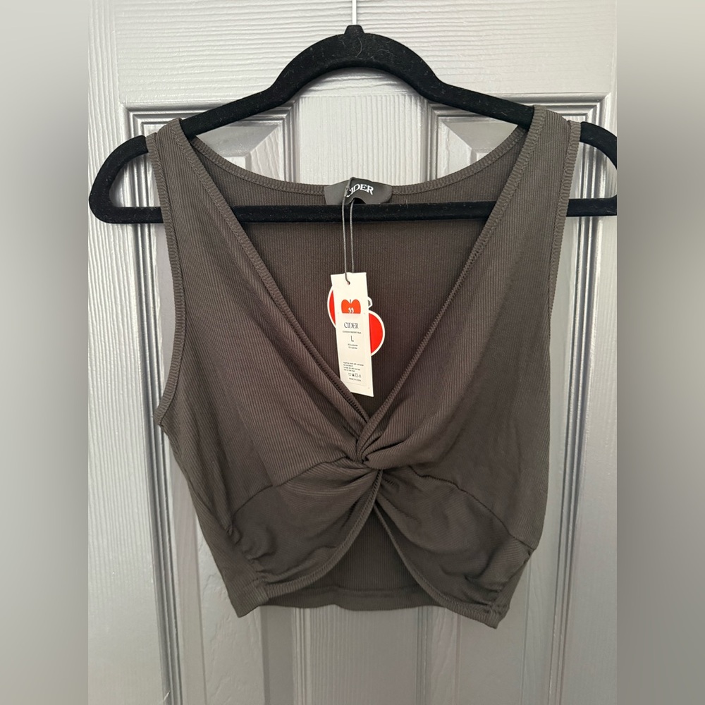 Cider | Women's Black Twist Front Crop Top